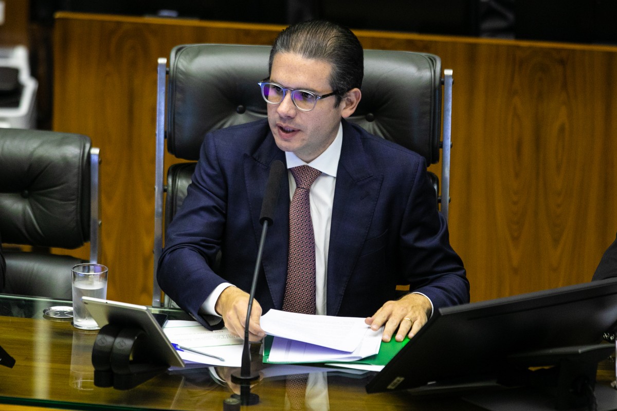 Hugo Motta em sessão na Câmara (Foto: Brenno Carvalho / Agência O Globo)