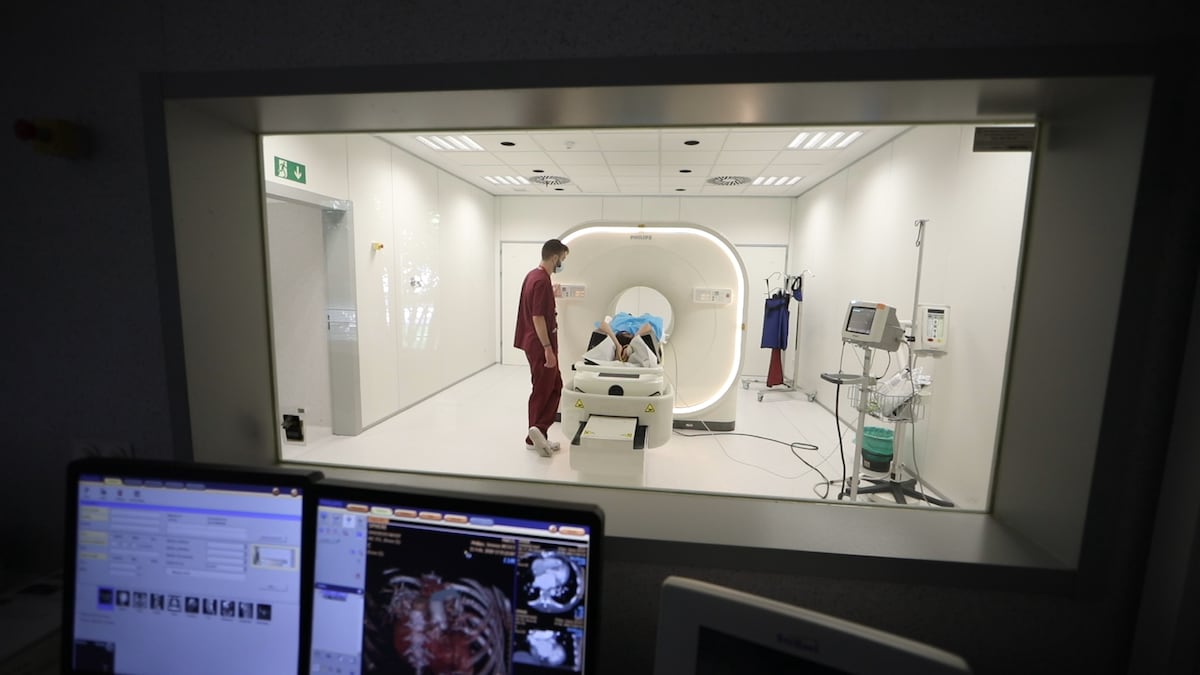 Molécula intestinal é identificada como causadora da aterosclerose mortal Um voluntário, durante uma prova médica, no Centro Nacional de Investigações Cardiovasculares, em Madrid. (Foto: CNIC)