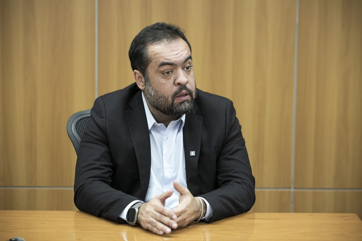 Castro busca apoio em Brasília para fortalecer candidatura ao Senado pelo PL Governador do Rio de Janeiro, Cláudio Castro — Foto: Guito Moreto/Agência O Globo