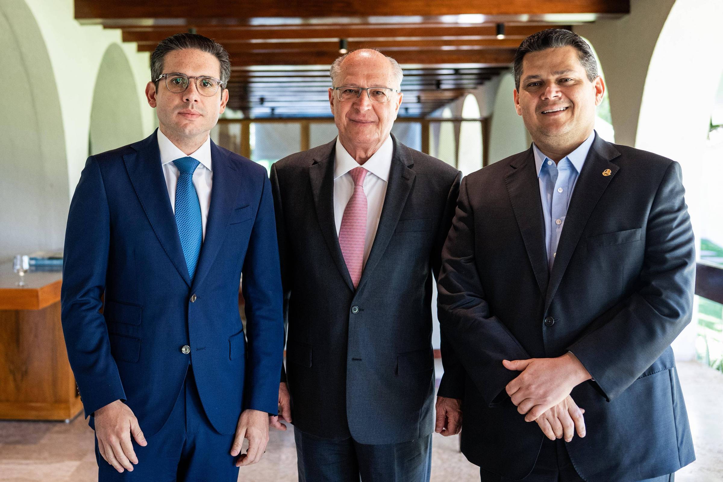Hugo Motta, Geraldo Alckmin e Davi Alcolumbre durante reunião sobre sobretaxa anunciada pelos Estados Unidos aos produtos brasileiros (Foto: Pedro Gontijo/Senado Federal)