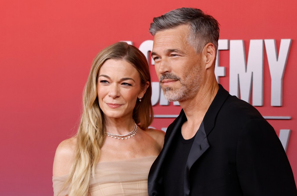 LeAnn Rimes revela problemas dentários e desabafa sobre affair com Eddie Cibrian LeAnn Rimes revela problemas dentários e desabafa sobre affair com Eddie Cibrian